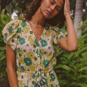 TROVATA Kristi Summer Dress in Bungalow Floral Green XS